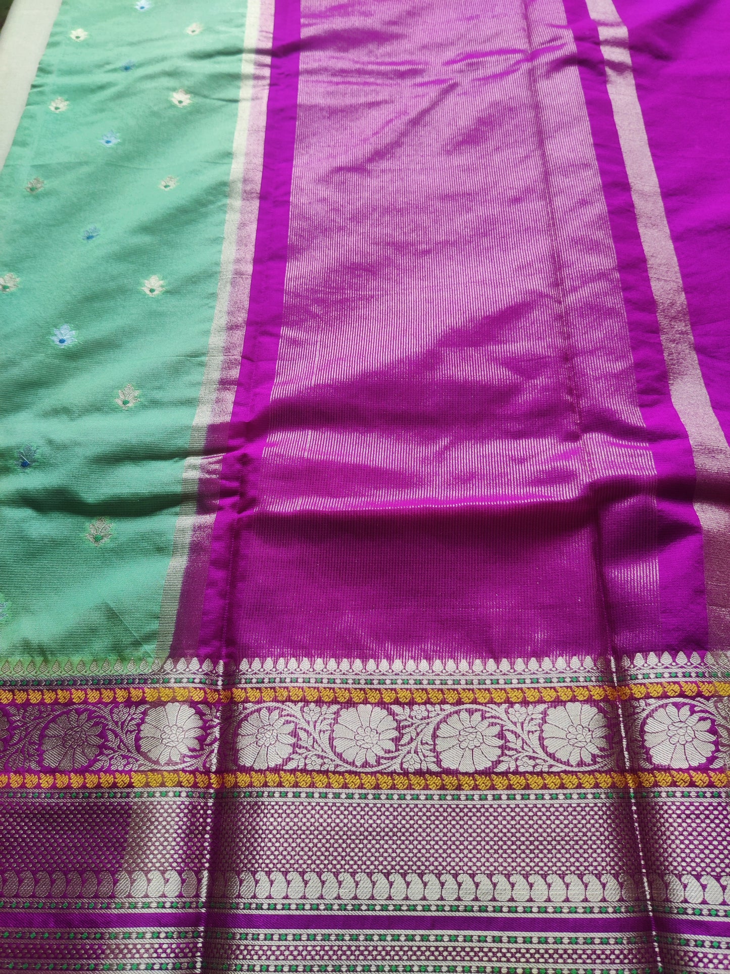 Mint Green Saree with Magenta Contrast Pallu