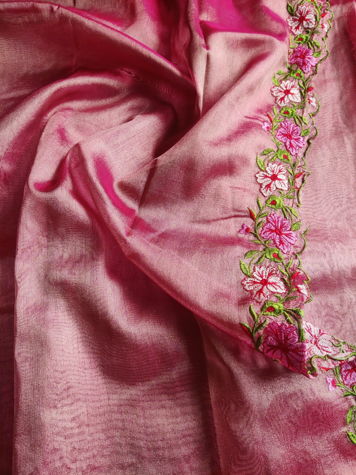 Floral Embroidered Tissue Saree/Sea Green & Pyaazi Pink