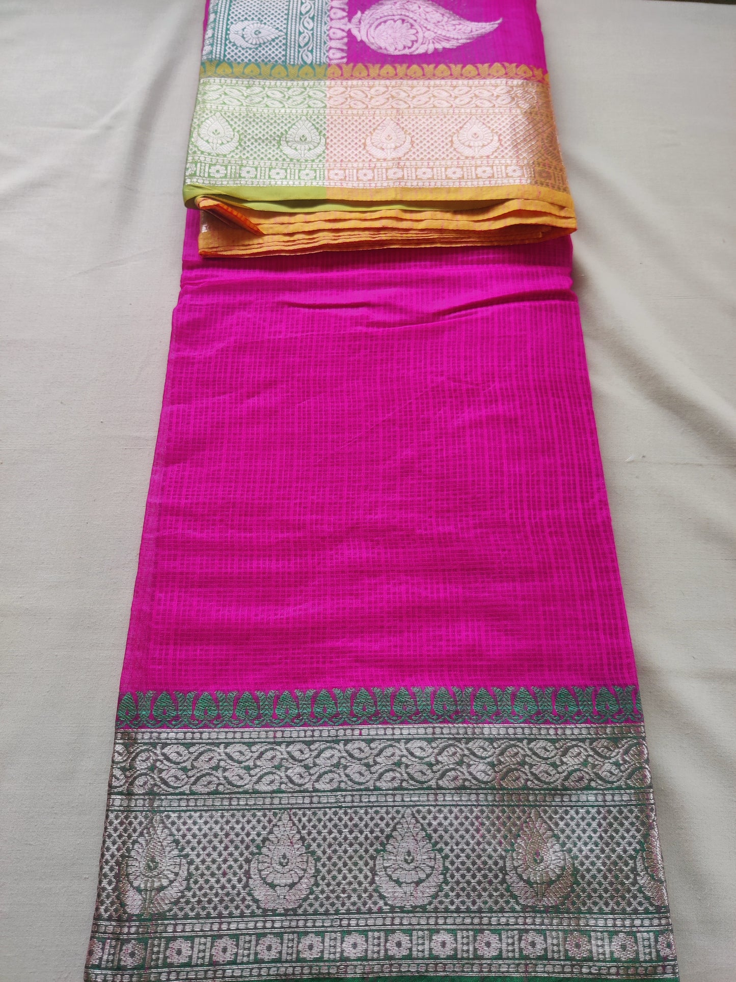 Bela Checked Contrast Zari Saree