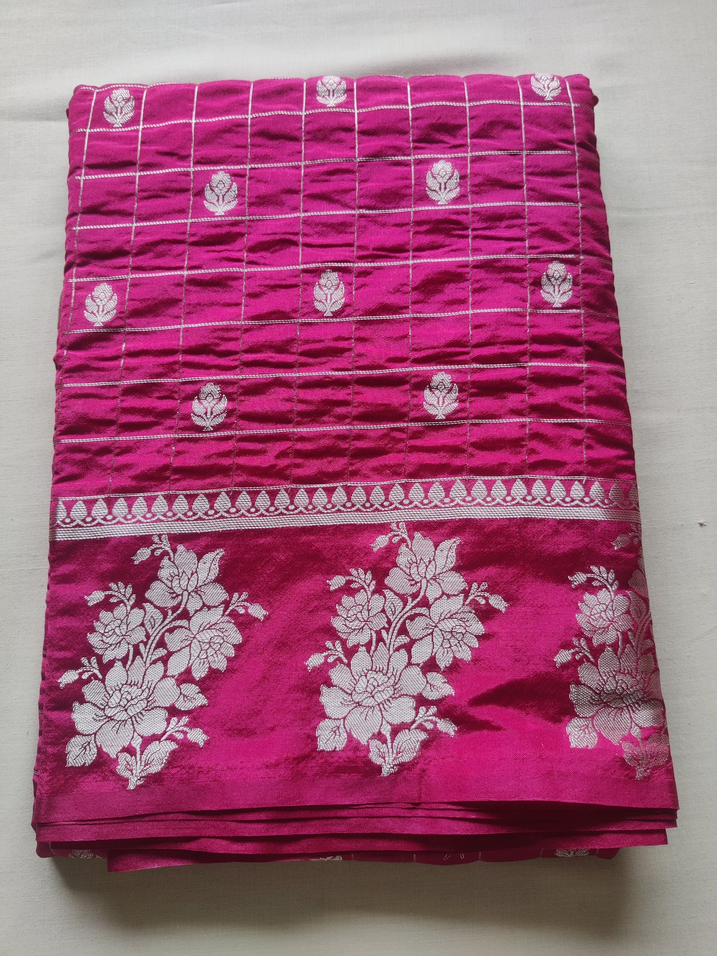 Nandini Banarasi Check Saree