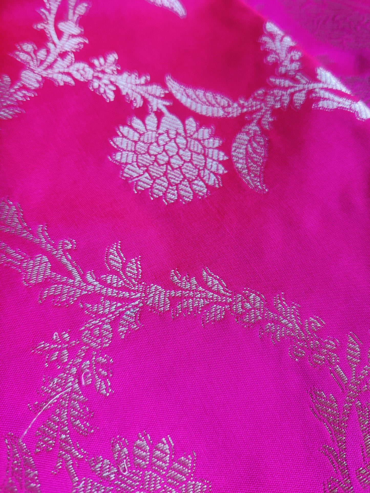 Floral Jaal Banarasi Saree