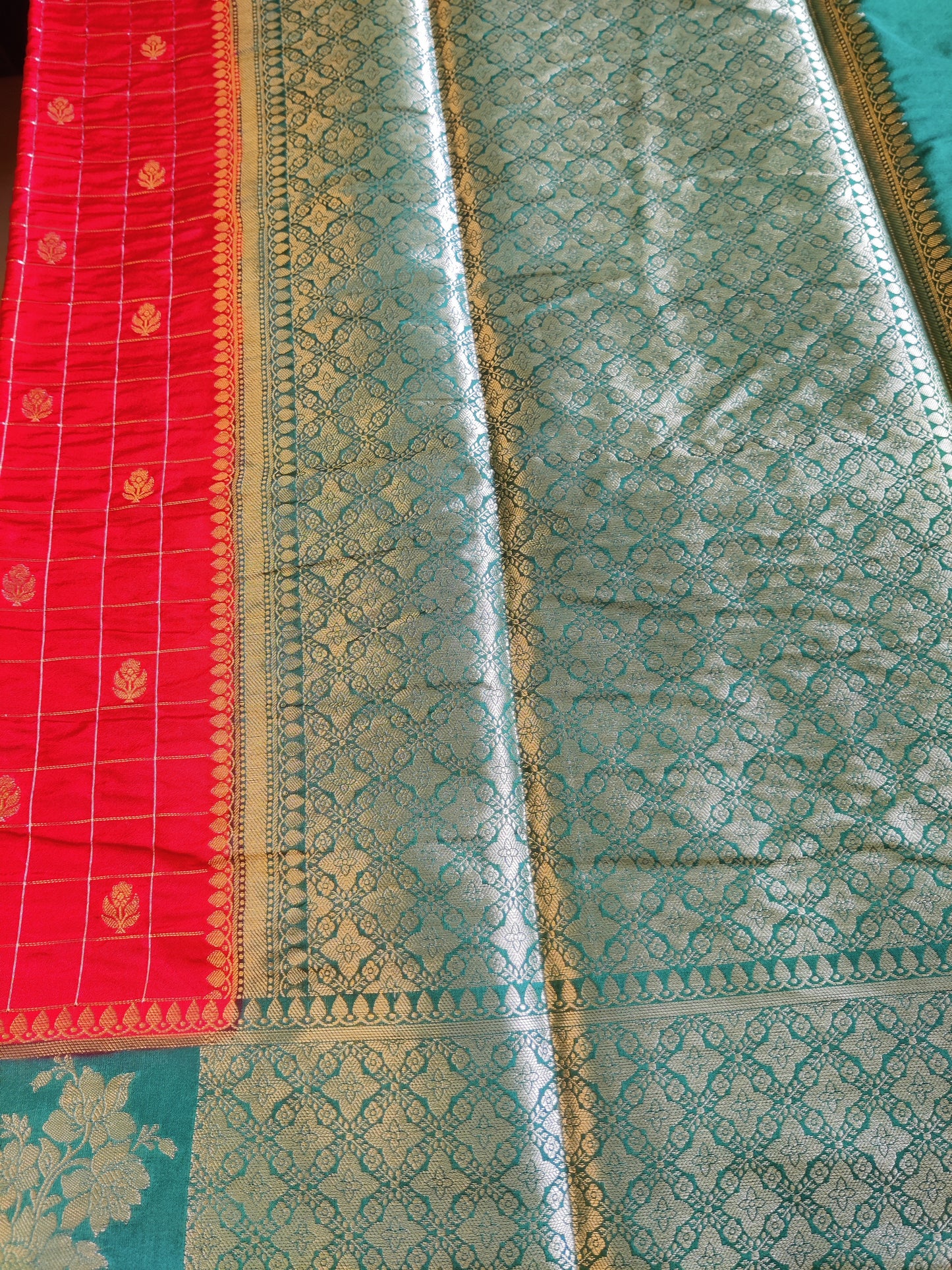 Nandini Banarasi Check Saree